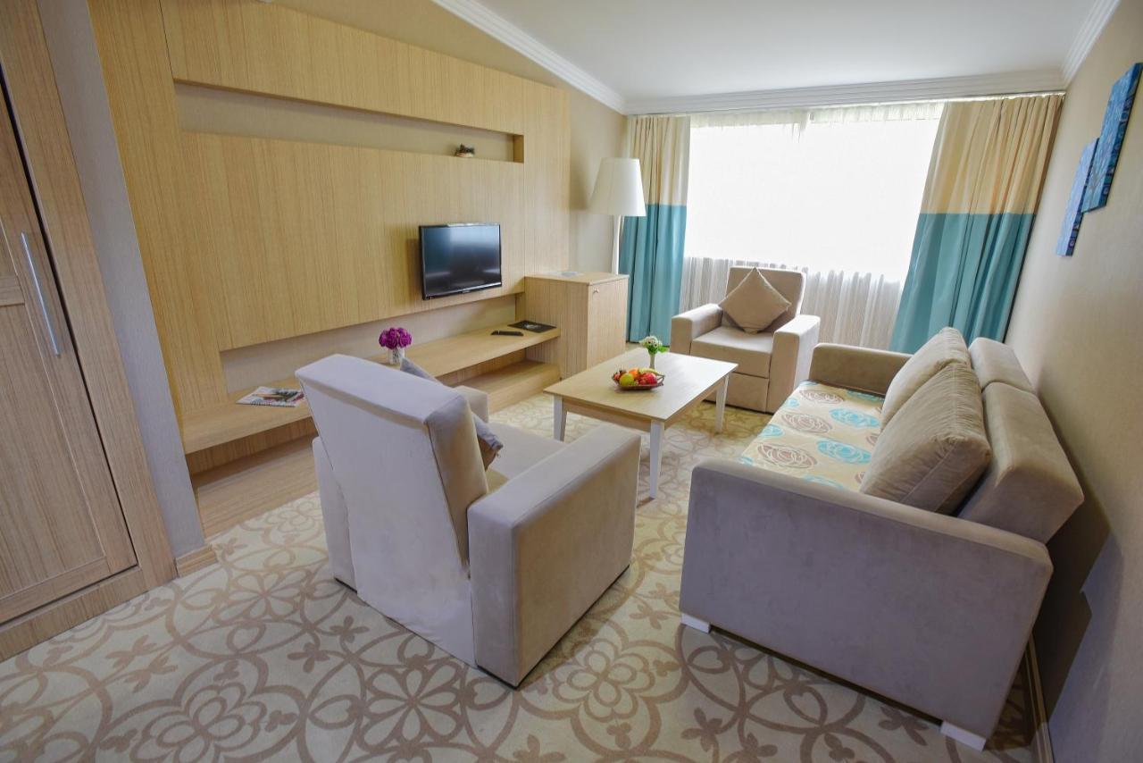Hotel Izgrev Spa & Aquapark Struga Exterior photo