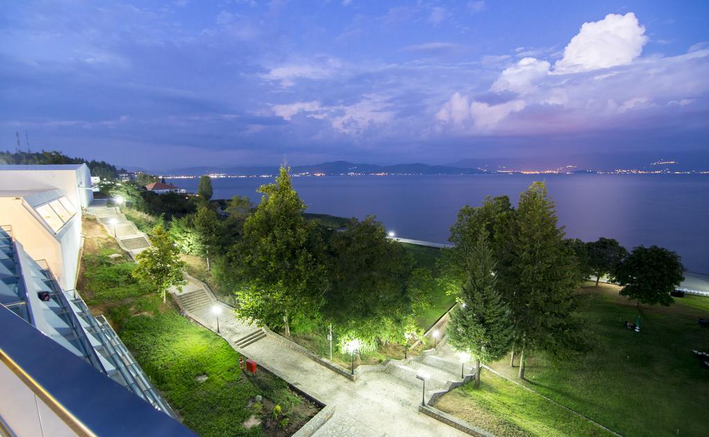 Hotel Izgrev Spa & Aquapark Struga Exterior photo